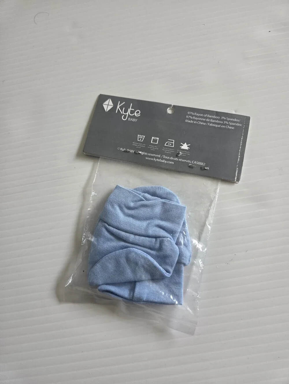 New Kyte BABY Light Blue Infant Scratch Mittens Bamboo